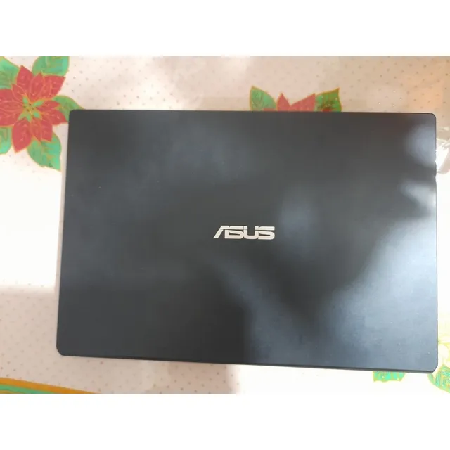 Computadora Asus Sonicmaster Vivobook Go (usada)
