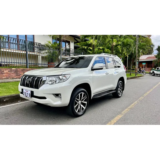 Toyota Prado 3.0 Txl 2019 Diesel Automática 4x4 Full Equipo