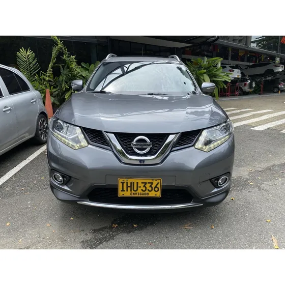 Nissan X-trail T32 2.5 Exclusive At 4x4 2016