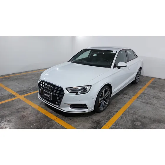 Audi A3 2.0 40 S Line Dct