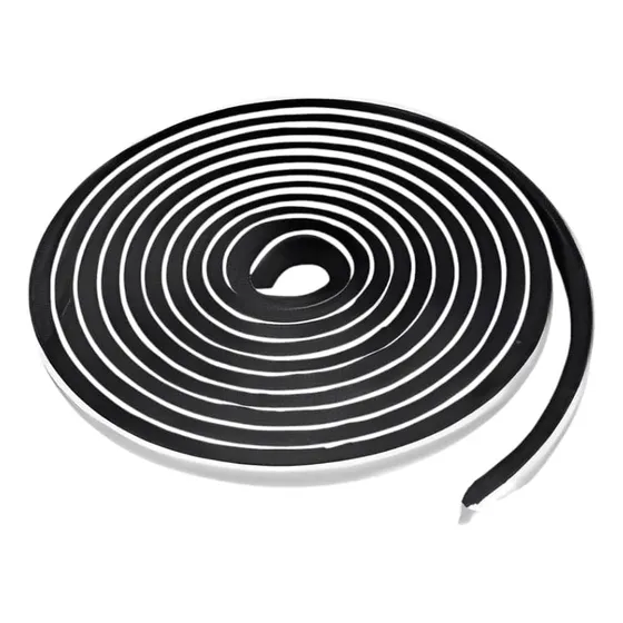Burlete De Cepillo Adhesivo Negro Pvc 9mm X 5mm X 5 Hr-m4105