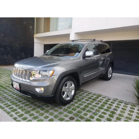 Jeep Grand Cherokee Overland 4x4 Mt
