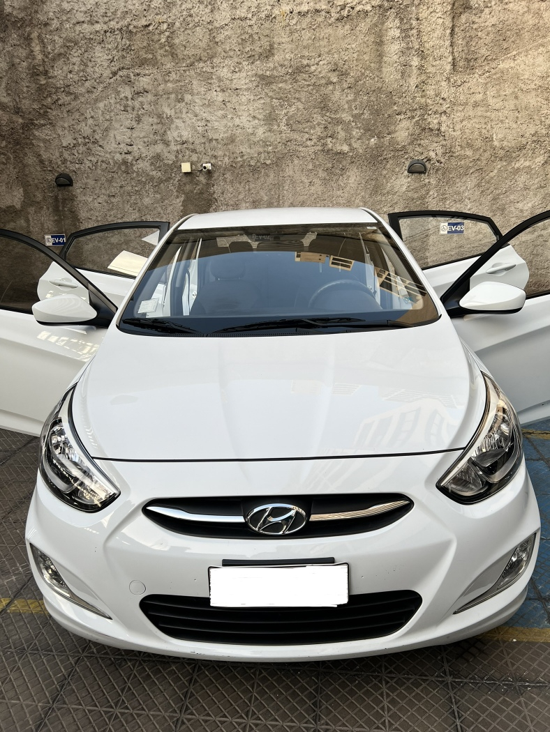 Hyundai Accent 1.4 Mecanico