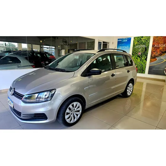 Volkswagen Suran 1.6 Comfortline 101cv