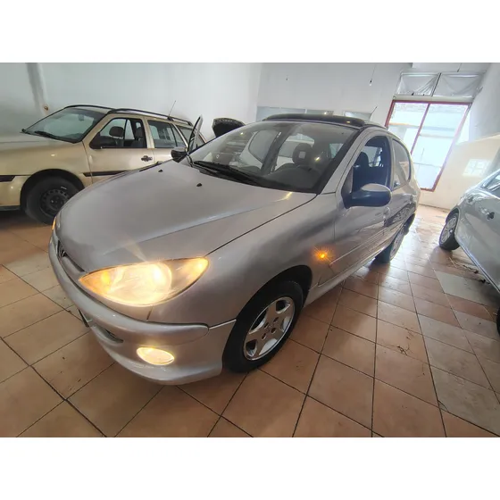 Peugeot 206 1.6 Sw Xs Premium