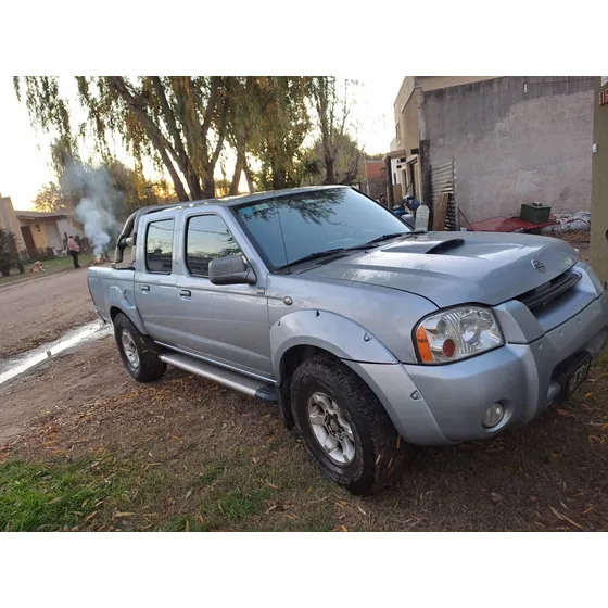 Nissan Frontier 2.8 D/c 4x2 Xe