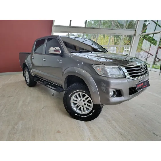 Toyota Hilux Kavak 4.0