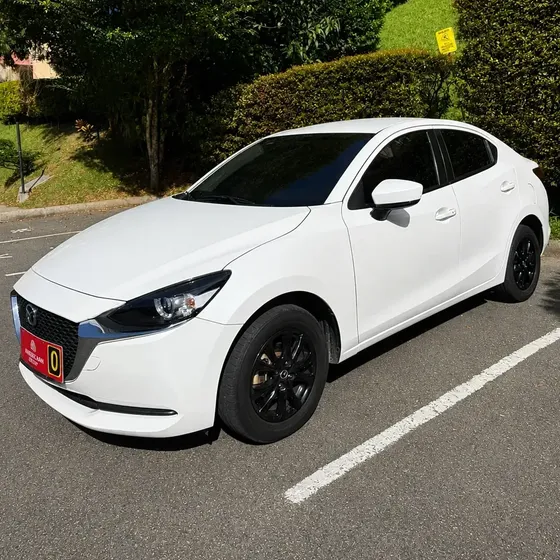 Mazda 2 Sedan 2023 1.5 Touring At