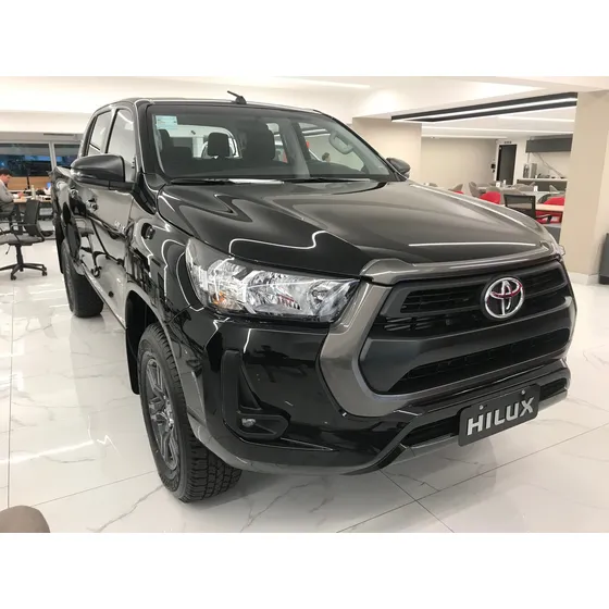 Toyota Hilux Sr 4x4 2,8tdi Aut 6v