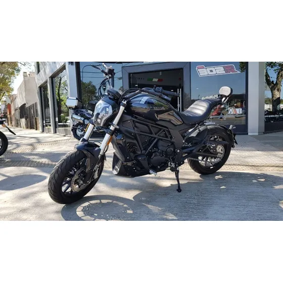 Benelli 502c 2023 Oportunidad Custom No Ducati #4