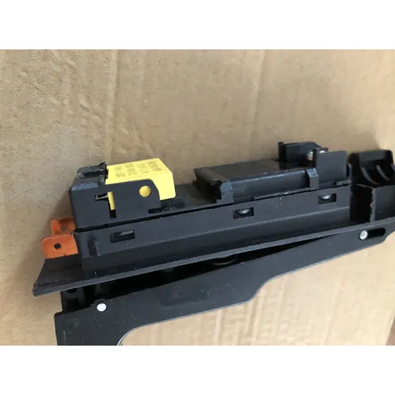 Gatilho Interruptor P/ Esmerilhadeira Bosch Gws 24-180 1752