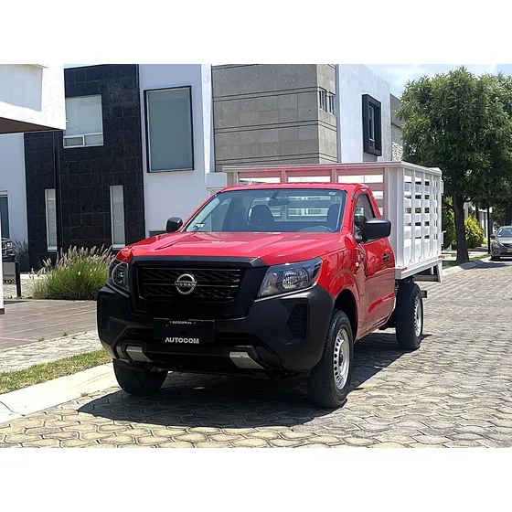 Nissan Np300 2024 2.5 Chasis Cabina Mt Ac Vdc
