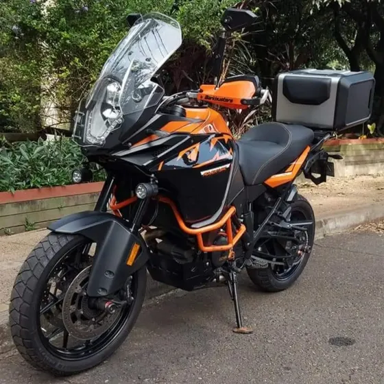 Kmt 1090 Color Naranja 2017 Con Varios Accesorios Y Maletas