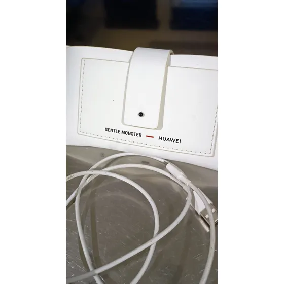 Cargador Anteojos Inteligente Con Auriculares Hauwei 