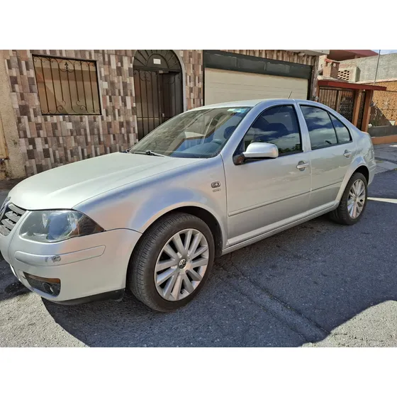Volkswagen Jetta 2.0 At