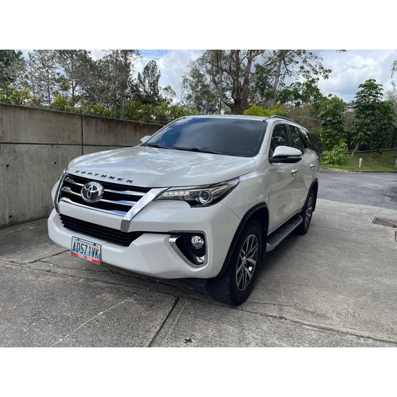 Toyota Fortuner Dubai