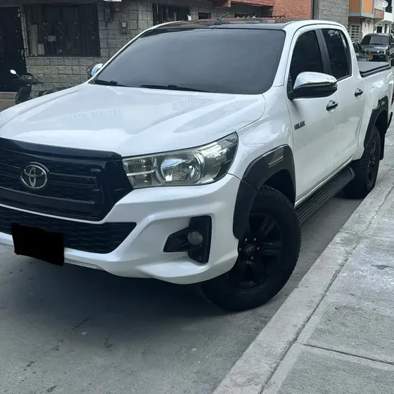 Toyota Hilux 2020 2.4l