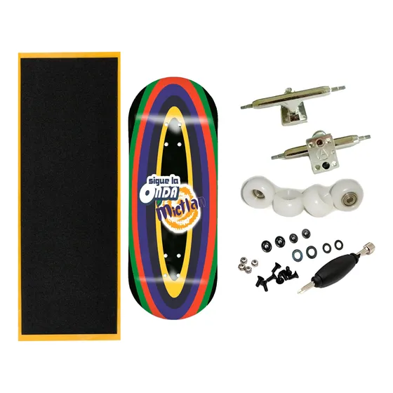 Fingerboard Profesional Con Gráfico Realwear Serie Mictlan 5 Fánta1 C/r Estándar Blanco