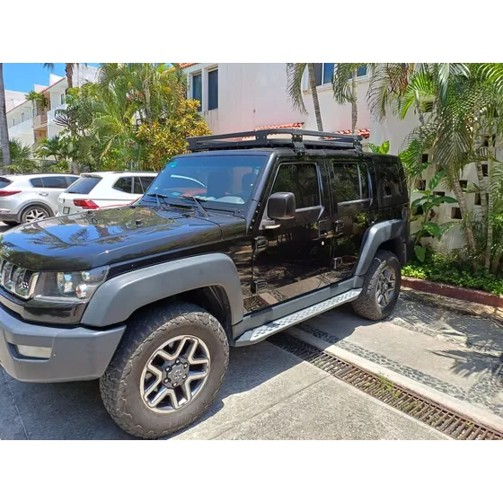 Baic Bj40 2.0t 4wd At