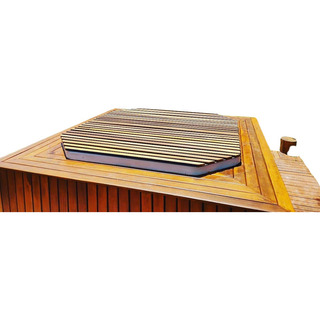 Capa De Piscina Enrolavel Em Deck Capa De Piscina Enrolavel Em Deck