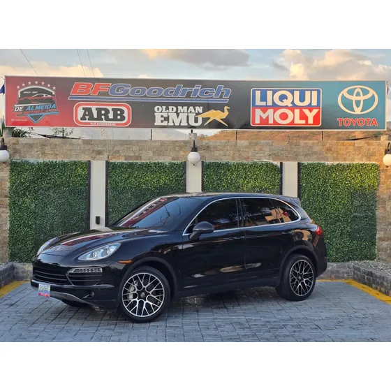 Porsche Cayenne S 4.8 V8