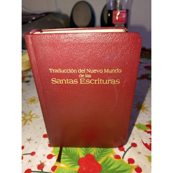 Traducción Del Nuevo Mundo De Las Sagradas Escrituras 
