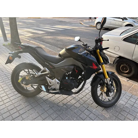 Honda Cb 190, 2020, 8500kms.2da Dueña, Lista Para Transferir