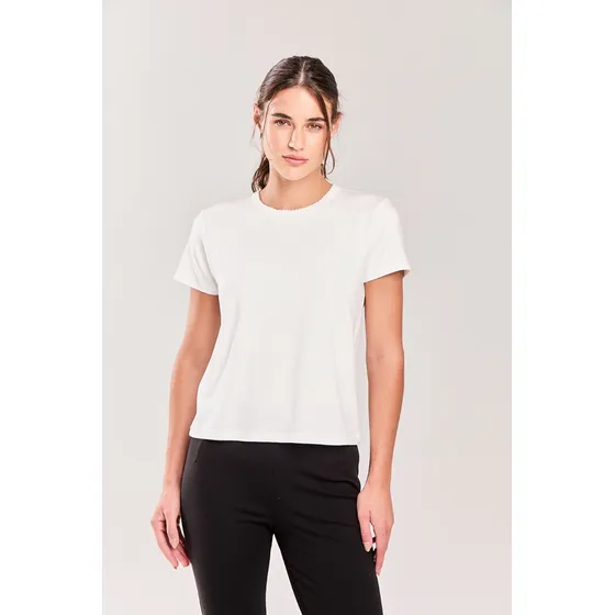 Remera Manga Corta De Viscosa Off White Koxis Mujer