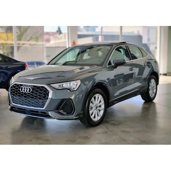Audi Q3 Sportback 1.4 35tfsi Sportback 150 Cv