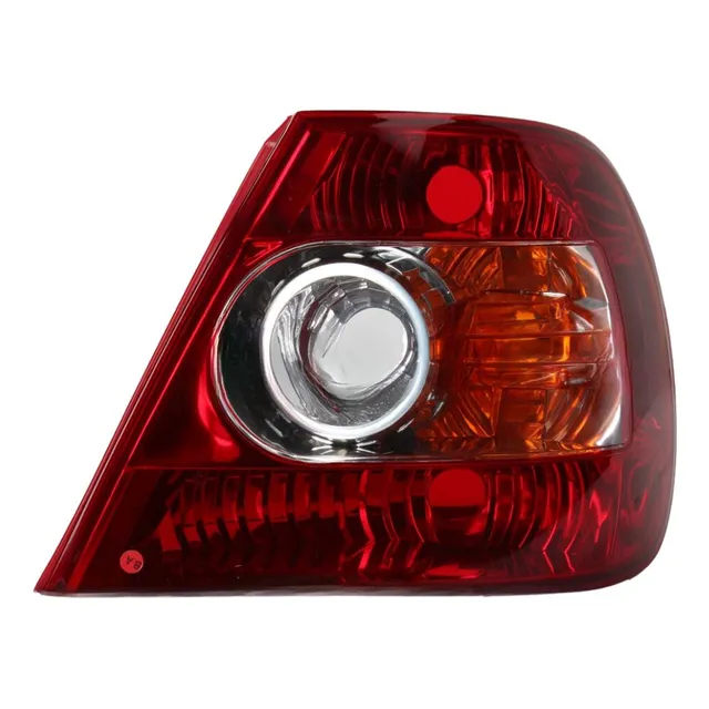 Faro Trasero Der Fiat Siena 2004 05 06 07 08 Exterior (s)