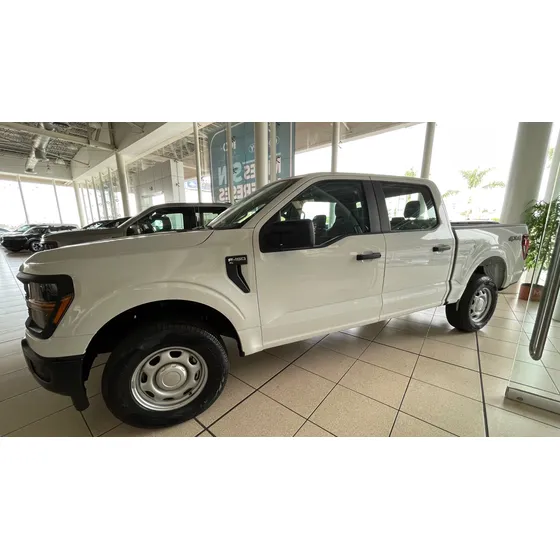 Ford F-150 5.0l Xl Doble Cabina V8 4x4 At