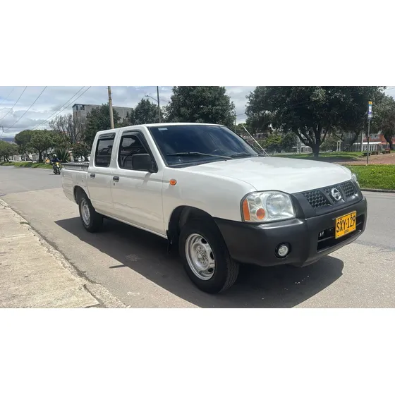 Nissan Frontier 2.4 4x2 Gasolina