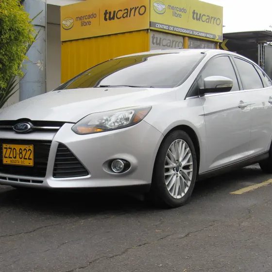 Ford Focus 2014 2.0 Titanium