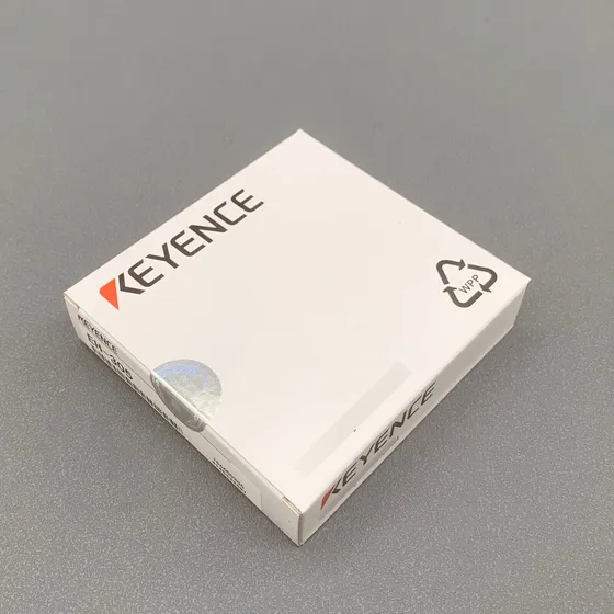 New In Box Keyence Eh-305 Eh305 Proximity Sensor Free Sh Ccg