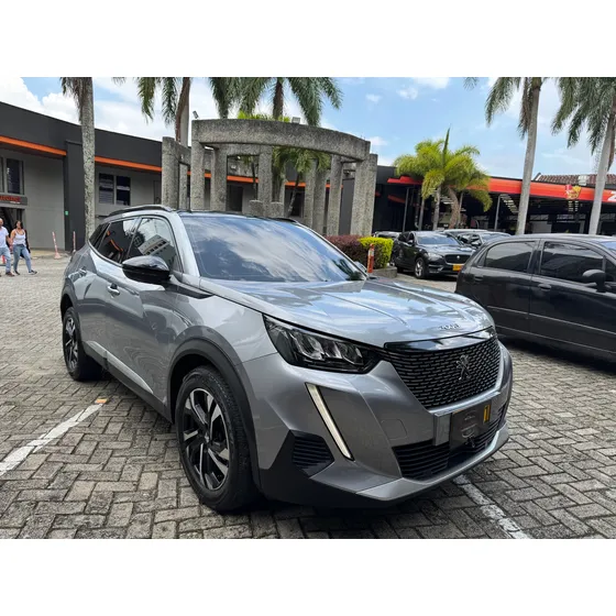 Peugeot 2008 1.2 Allure