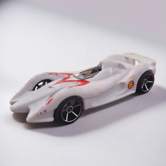 Hot Wheels Meteoro Mach 6 Clásico Speed Racer Blanco