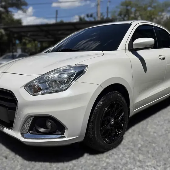 Suzuki Swift 2023 1.2 Dzire At
