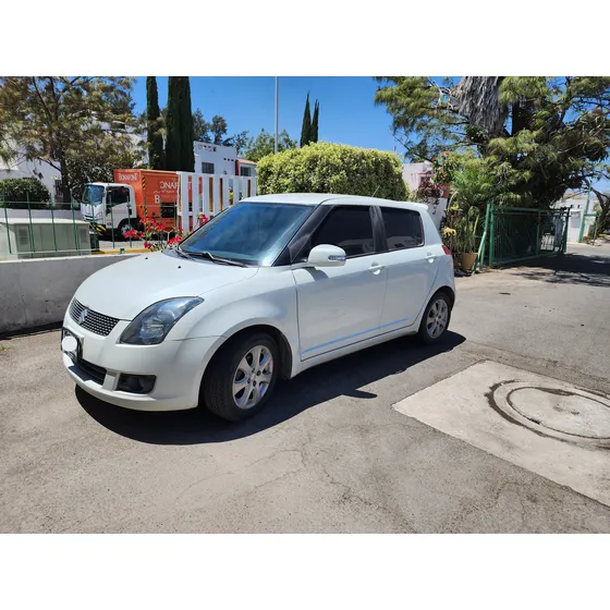 Suzuki Swift 1.5 5vel Aa Ee 100 Años Mt