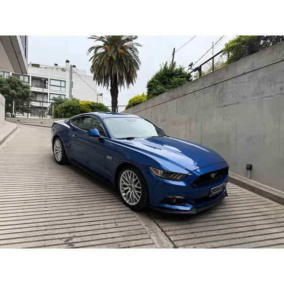 Ford Mustang 5.0 Gt 421cv