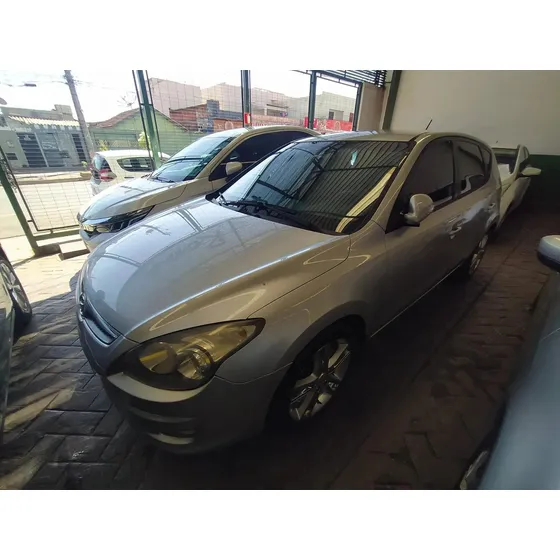 Hyundai I30 2.0 Mpi 16v Gasolina 4p Automático