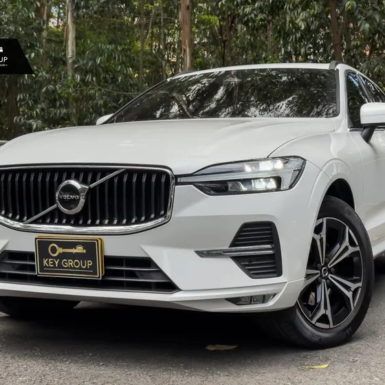 Volvo Xc60 2022 B5 Momentum Mhev B2+