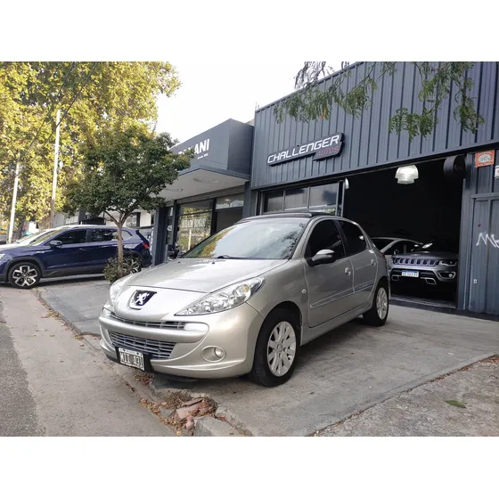 Peugeot 207 1.6 Feline 106cv
