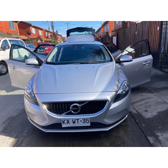 Volvo V40 T3 Mec Comfort