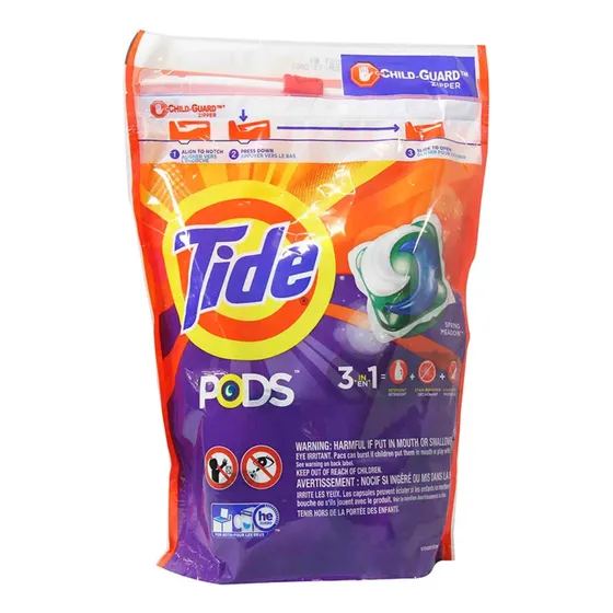 Detergente para ropa líquido Tide Pods floral antibacterial recarga pack x 39