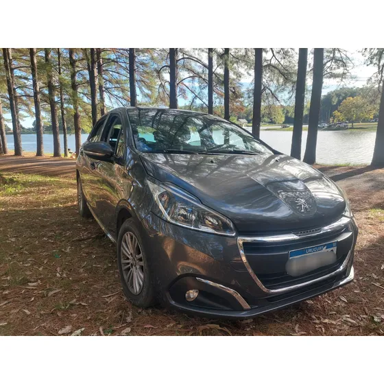 Peugeot 208 1.6 Allure