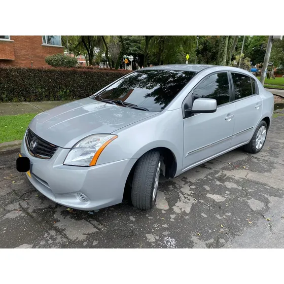 Nissan Sentra B16