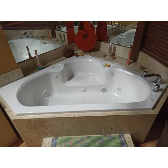 Bañera / Jacuzzi Pamplona