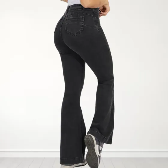Jeans Flare Push Up Elasticado Calce Perfecto