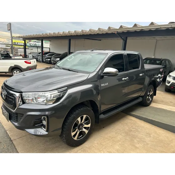 Toyota Hilux 2.8 Sr Cab. Dupla 4x4 Tdi Aut. 4p