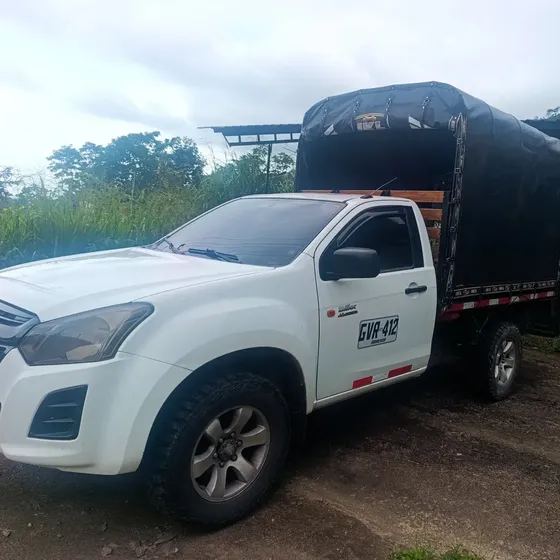 Chevrolet D-max 2021 2.5l Mecánica 4x4